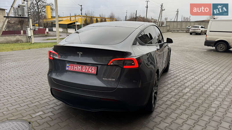 Внедорожник / Кроссовер Tesla Model Y 2021 в Луцке