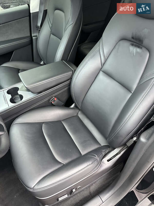 Внедорожник / Кроссовер Tesla Model Y 2022 в Киеве фото 13 Внедорожник / Кроссовер Tesla Model Y 2022 в Киеве