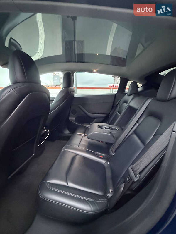 Внедорожник / Кроссовер Tesla Model Y 2022 в Киеве