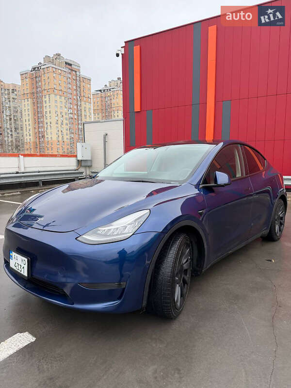 Внедорожник / Кроссовер Tesla Model Y 2022 в Киеве