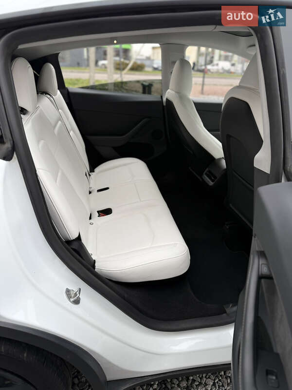 Внедорожник / Кроссовер Tesla Model Y 2024 в Стрые фото 23 Внедорожник / Кроссовер Tesla Model Y 2024 в Стрые