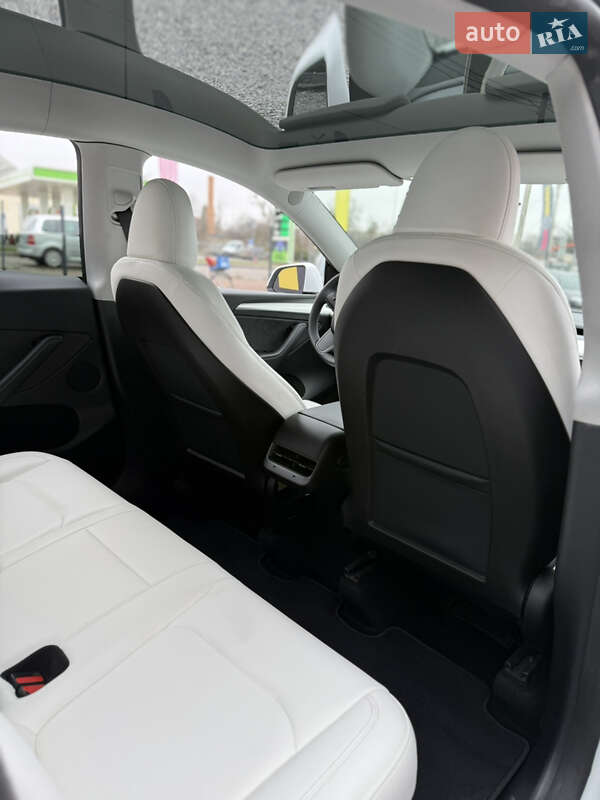 Внедорожник / Кроссовер Tesla Model Y 2024 в Стрые фото 28 Внедорожник / Кроссовер Tesla Model Y 2024 в Стрые