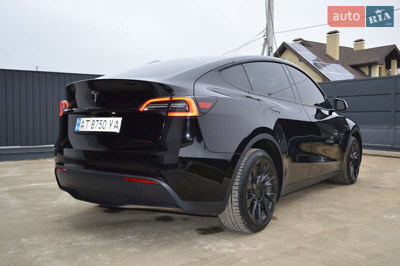 Внедорожник / Кроссовер Tesla Model Y 2022 в Ивано-Франковске