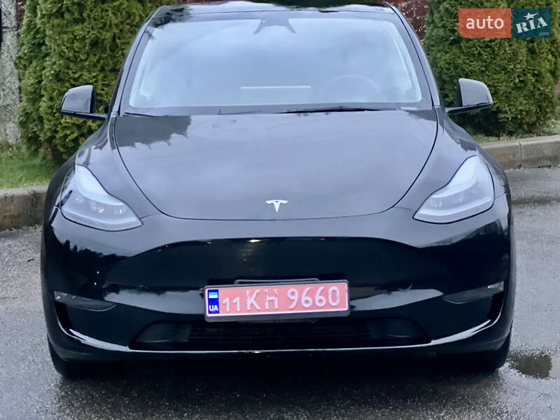 Внедорожник / Кроссовер Tesla Model Y 2024 в Киеве