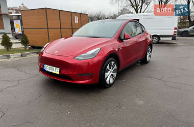 Позашляховик / Кросовер Tesla Model Y 2023 в Львові