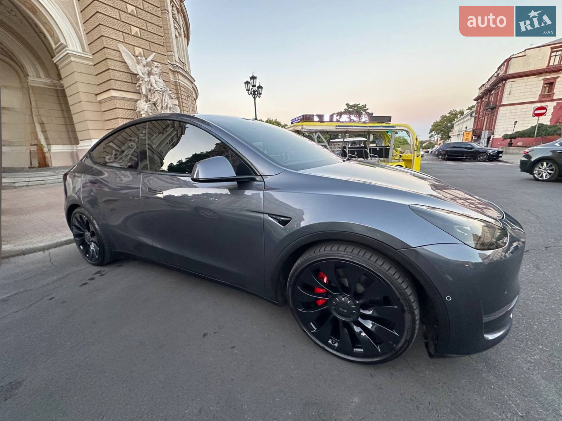 2022 Tesla Model Y - фото 1