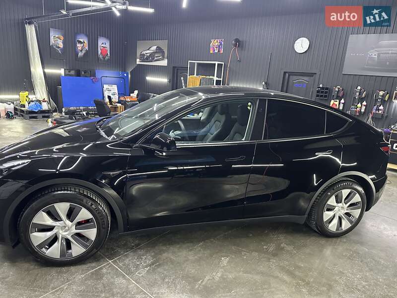 Внедорожник / Кроссовер Tesla Model Y 2024 в Одессе