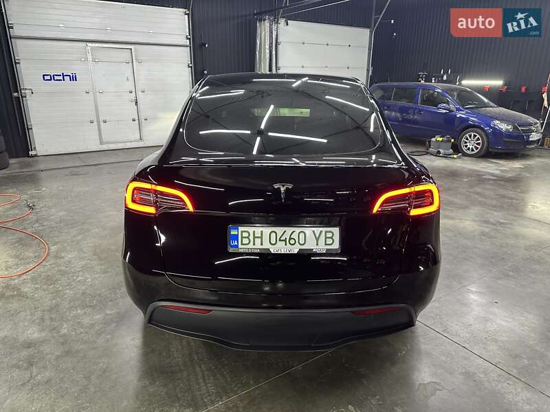 Внедорожник / Кроссовер Tesla Model Y 2024 в Одессе