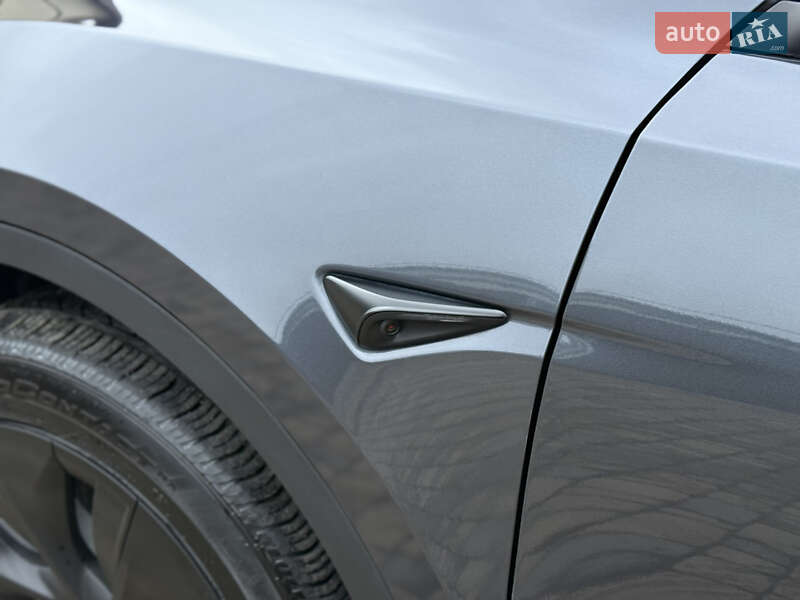 Внедорожник / Кроссовер Tesla Model Y 2023 в Тернополе