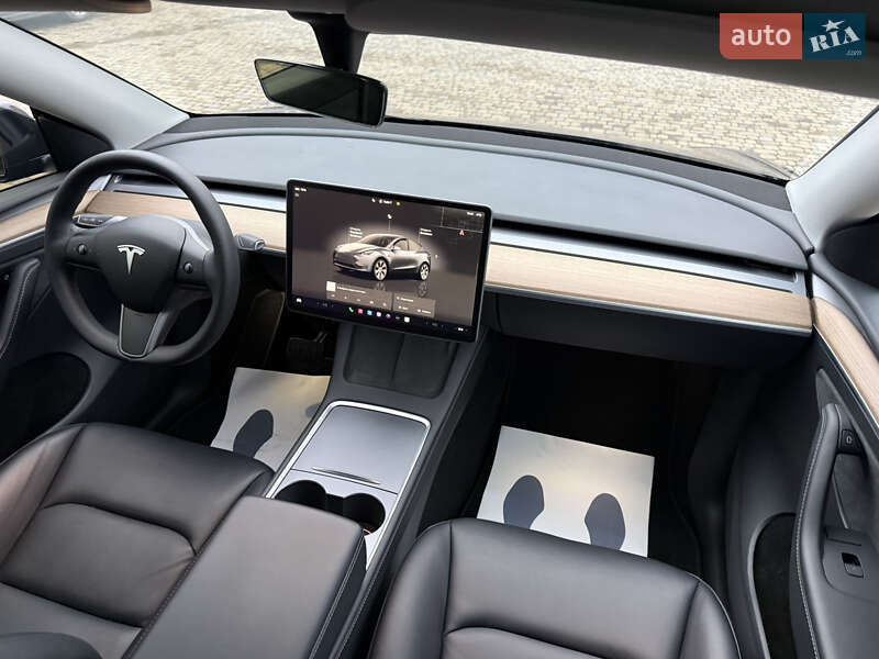 Внедорожник / Кроссовер Tesla Model Y 2023 в Тернополе