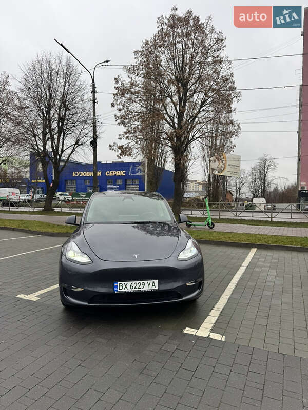 Внедорожник / Кроссовер Tesla Model Y 2023 в Хмельницком фото 8 Внедорожник / Кроссовер Tesla Model Y 2023 в Хмельницком