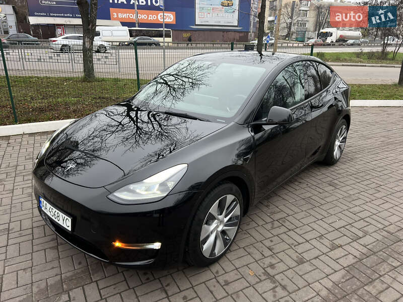 Внедорожник / Кроссовер Tesla Model Y 2022 в Киеве
