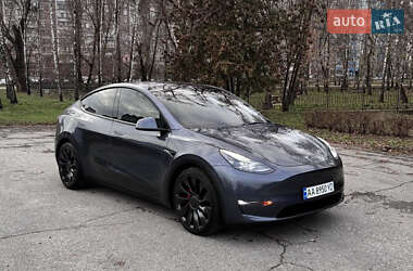 Внедорожник / Кроссовер Tesla Model Y 2022 в Киеве