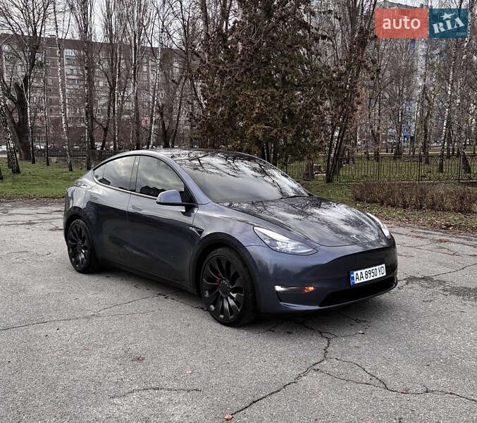 Внедорожник / Кроссовер Tesla Model Y 2022 в Киеве фото 6 Внедорожник / Кроссовер Tesla Model Y 2022 в Киеве
