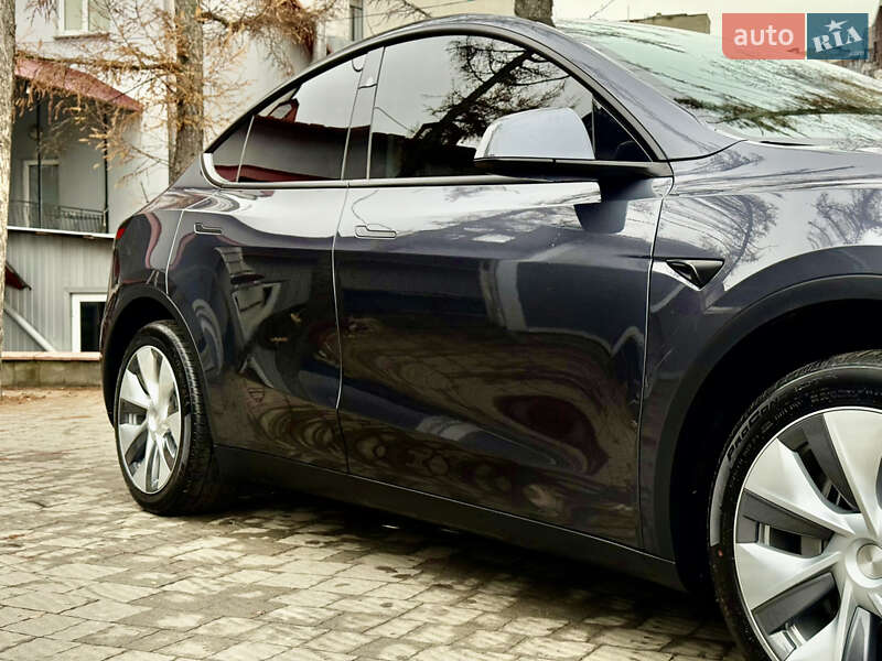 Внедорожник / Кроссовер Tesla Model Y 2023 в Тернополе фото 21 Внедорожник / Кроссовер Tesla Model Y 2023 в Тернополе