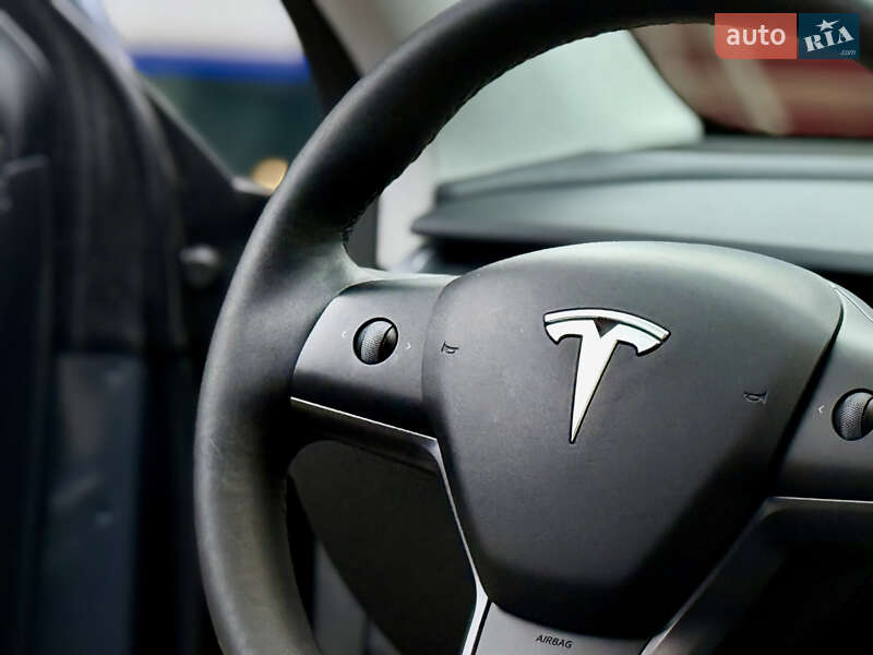Внедорожник / Кроссовер Tesla Model Y 2023 в Тернополе фото 57 Внедорожник / Кроссовер Tesla Model Y 2023 в Тернополе