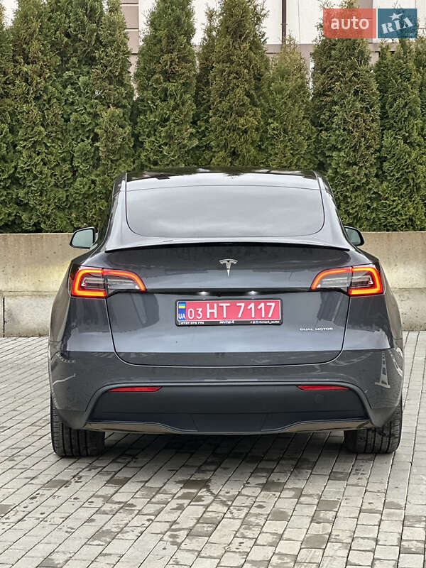 Внедорожник / Кроссовер Tesla Model Y 2023 в Ровно