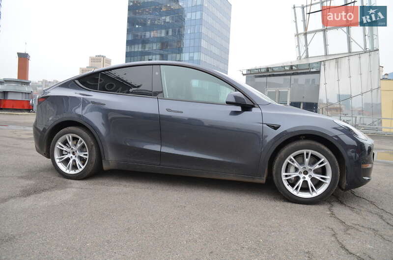 Позашляховик / Кросовер Tesla Model Y 2024 в Дніпрі фото 7 Позашляховик / Кросовер Tesla Model Y 2024 в Дніпрі