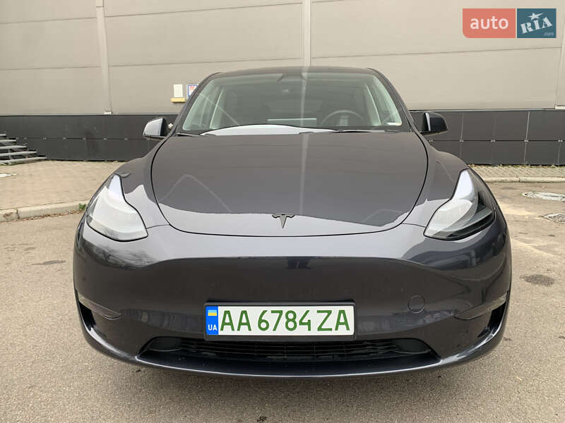 Внедорожник / Кроссовер Tesla Model Y 2024 в Киеве