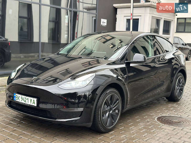 Внедорожник / Кроссовер Tesla Model Y 2024 в Киеве фото 4 Внедорожник / Кроссовер Tesla Model Y 2024 в Киеве