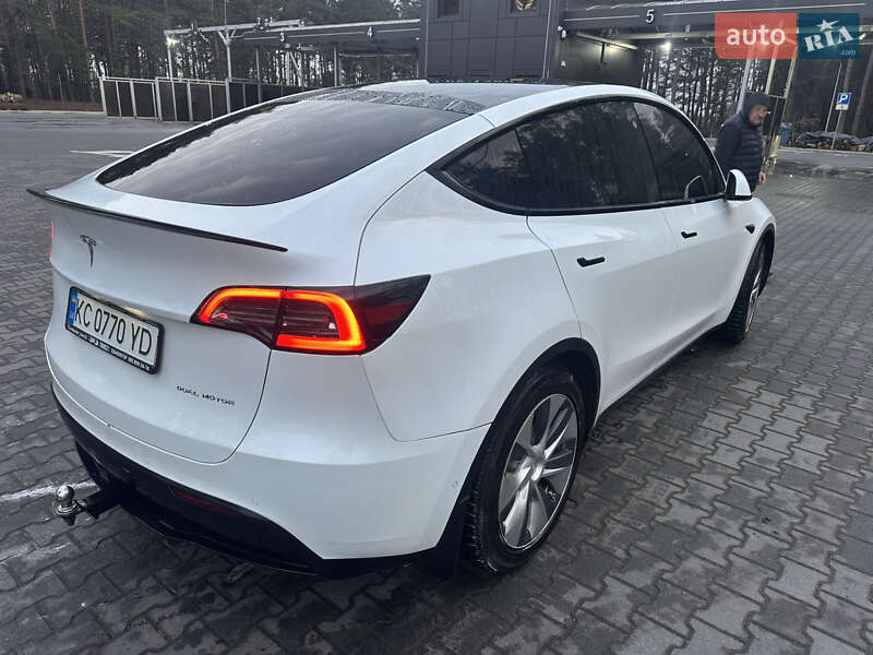 Внедорожник / Кроссовер Tesla Model Y 2021 в Луцке