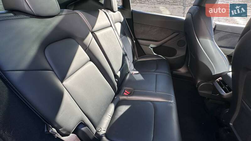 Внедорожник / Кроссовер Tesla Model Y 2024 в Одессе