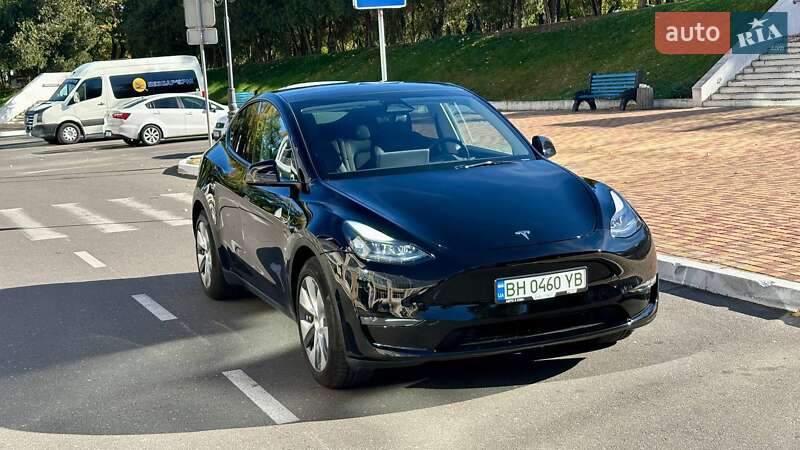 Внедорожник / Кроссовер Tesla Model Y 2024 в Одессе