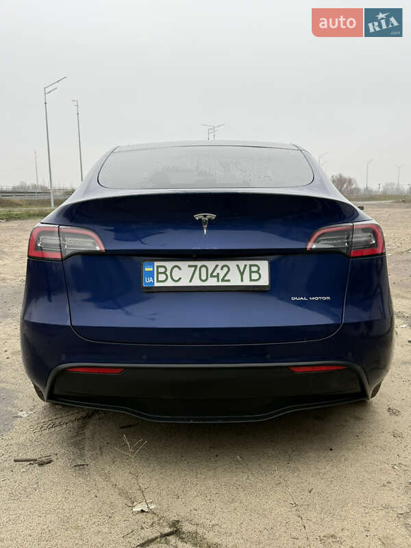 Внедорожник / Кроссовер Tesla Model Y 2020 в Киеве