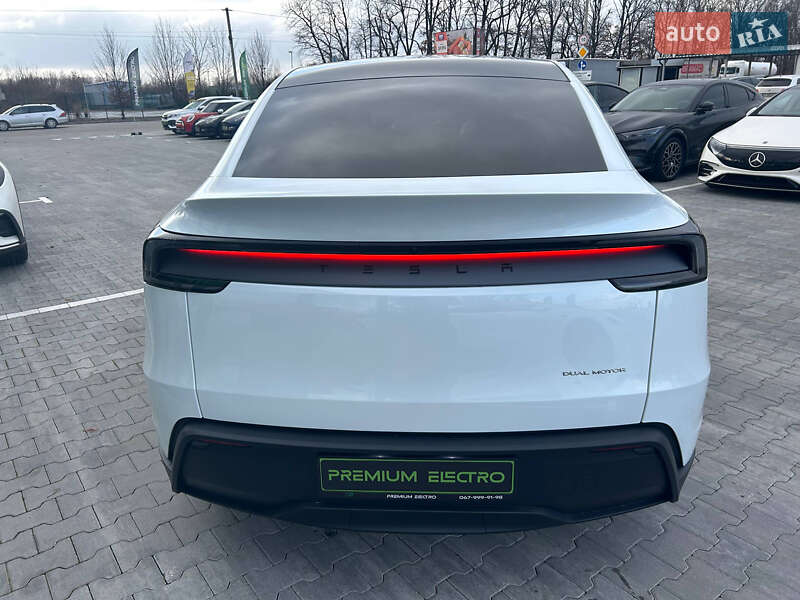 Внедорожник / Кроссовер Tesla Model Y 2025 в Киеве фото 3 Внедорожник / Кроссовер Tesla Model Y 2025 в Киеве
