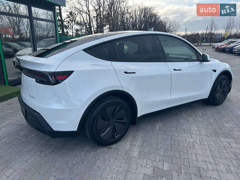 Внедорожник / Кроссовер Tesla Model Y 2025 в Киеве фото 6 Внедорожник / Кроссовер Tesla Model Y 2025 в Киеве