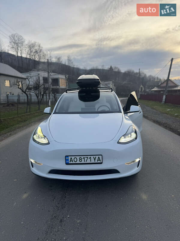 Внедорожник / Кроссовер Tesla Model Y 2022 в Тячеве