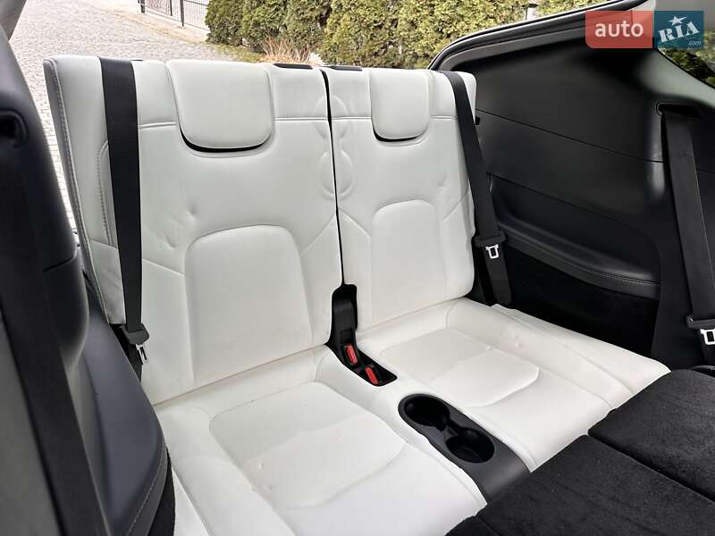 Внедорожник / Кроссовер Tesla Model Y 2023 в Киеве фото 24 Внедорожник / Кроссовер Tesla Model Y 2023 в Киеве