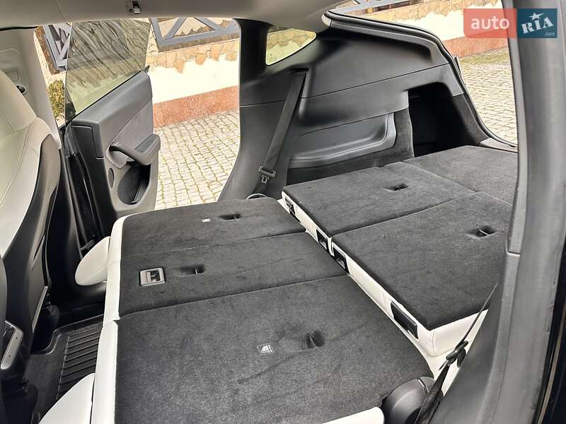 Внедорожник / Кроссовер Tesla Model Y 2023 в Киеве фото 26 Внедорожник / Кроссовер Tesla Model Y 2023 в Киеве