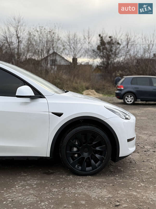 Внедорожник / Кроссовер Tesla Model Y 2022 в Луцке фото 12 Внедорожник / Кроссовер Tesla Model Y 2022 в Луцке