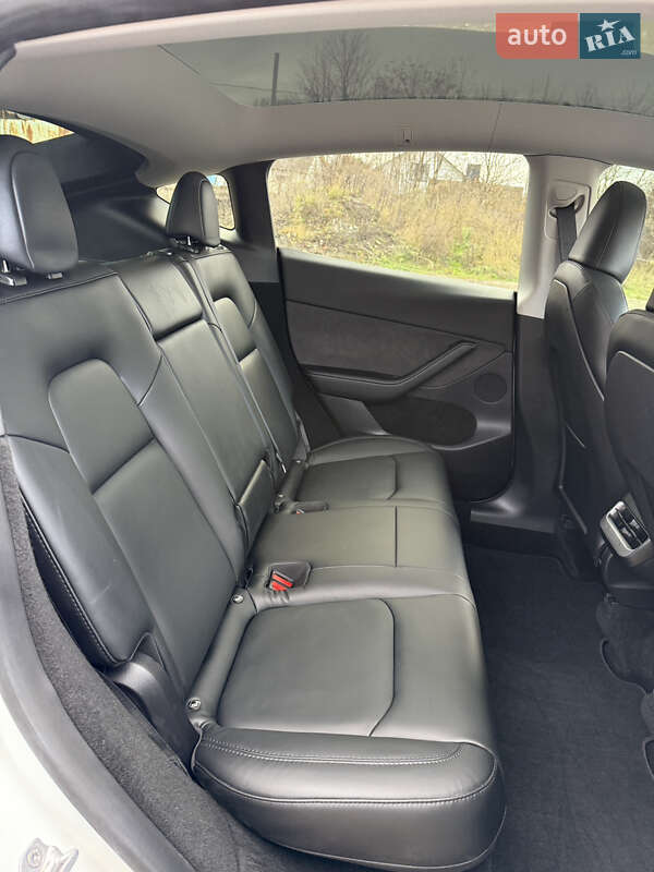 Внедорожник / Кроссовер Tesla Model Y 2022 в Луцке фото 40 Внедорожник / Кроссовер Tesla Model Y 2022 в Луцке