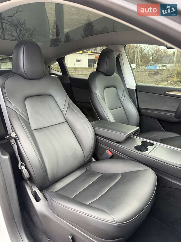 Внедорожник / Кроссовер Tesla Model Y 2022 в Луцке фото 46 Внедорожник / Кроссовер Tesla Model Y 2022 в Луцке