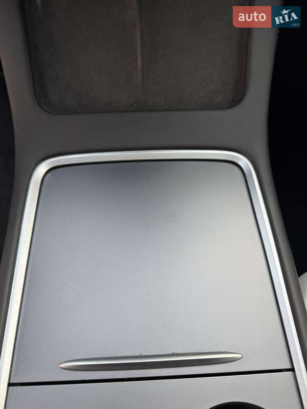 Внедорожник / Кроссовер Tesla Model Y 2023 в Стрые фото 60 Внедорожник / Кроссовер Tesla Model Y 2023 в Стрые