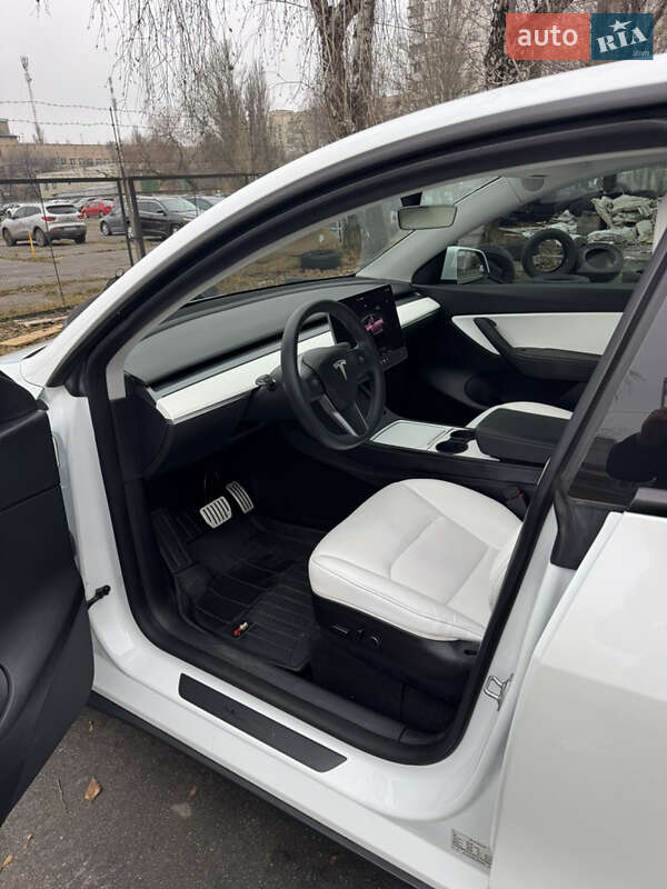 Внедорожник / Кроссовер Tesla Model Y 2022 в Киеве фото 20 Внедорожник / Кроссовер Tesla Model Y 2022 в Киеве