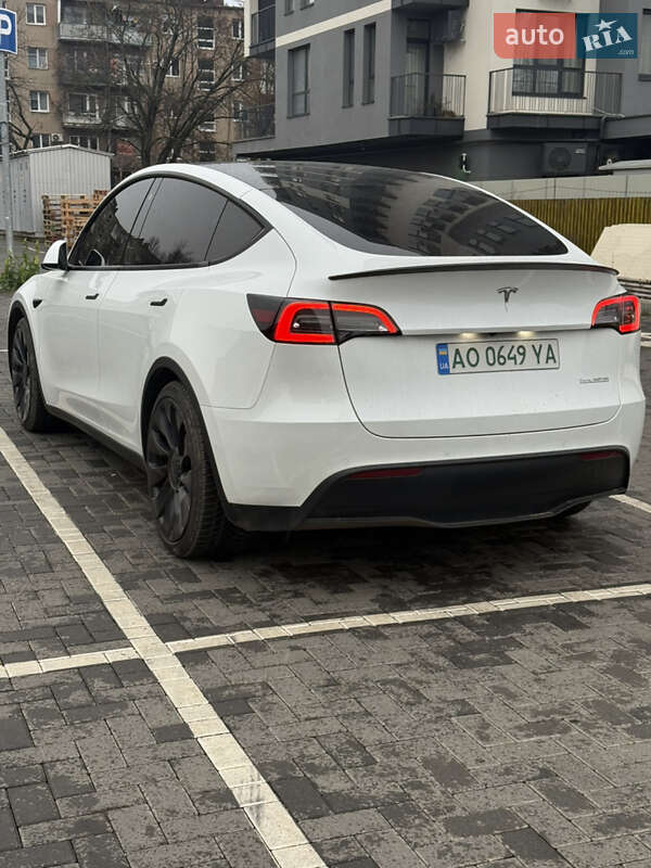 Внедорожник / Кроссовер Tesla Model Y 2021 в Ужгороде