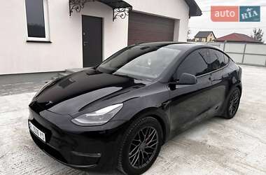 Позашляховик / Кросовер Tesla Model Y 2021 в Бородянці