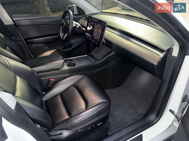 Внедорожник / Кроссовер Tesla Model Y 2021 в Стрые фото 60 Внедорожник / Кроссовер Tesla Model Y 2021 в Стрые