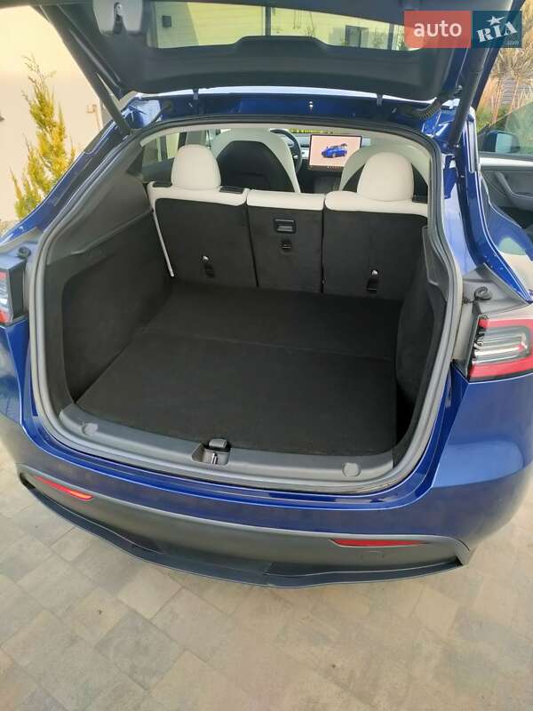 Внедорожник / Кроссовер Tesla Model Y 2022 в Кременчуге