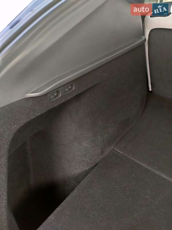 Внедорожник / Кроссовер Tesla Model Y 2022 в Кременчуге фото 13 Внедорожник / Кроссовер Tesla Model Y 2022 в Кременчуге