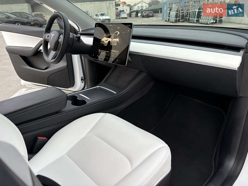 Внедорожник / Кроссовер Tesla Model Y 2022 в Киеве фото 16 Внедорожник / Кроссовер Tesla Model Y 2022 в Киеве