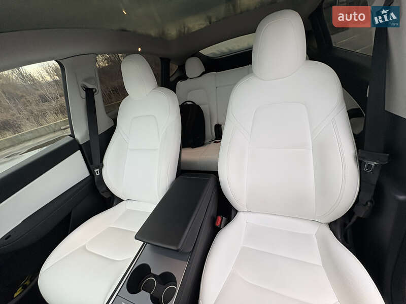 Внедорожник / Кроссовер Tesla Model Y 2022 в Киеве фото 18 Внедорожник / Кроссовер Tesla Model Y 2022 в Киеве