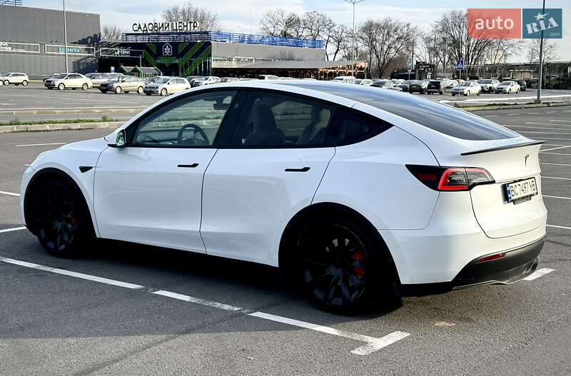 Внедорожник / Кроссовер Tesla Model Y 2023 в Днепре фото 8 Внедорожник / Кроссовер Tesla Model Y 2023 в Днепре