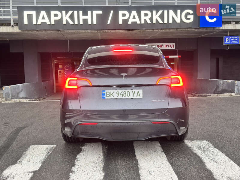 Внедорожник / Кроссовер Tesla Model Y 2024 в Киеве фото 8 Внедорожник / Кроссовер Tesla Model Y 2024 в Киеве