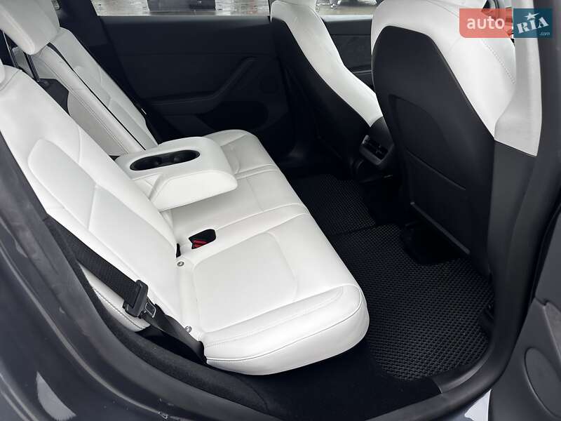 Внедорожник / Кроссовер Tesla Model Y 2023 в Полтаве фото 26 Внедорожник / Кроссовер Tesla Model Y 2023 в Полтаве