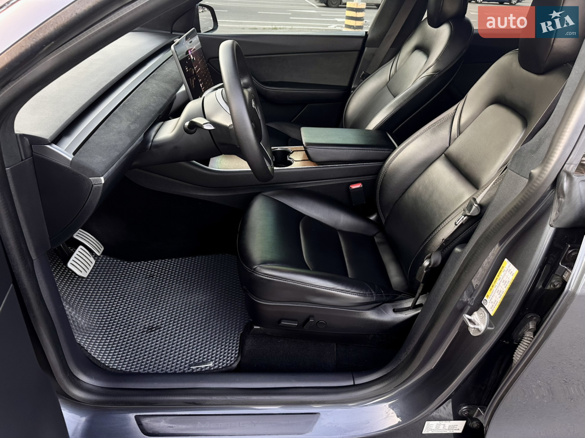 2020 Tesla Model Y - мініатюра 14