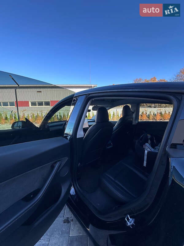 Внедорожник / Кроссовер Tesla Model Y 2020 в Луцке фото 18 Внедорожник / Кроссовер Tesla Model Y 2020 в Луцке